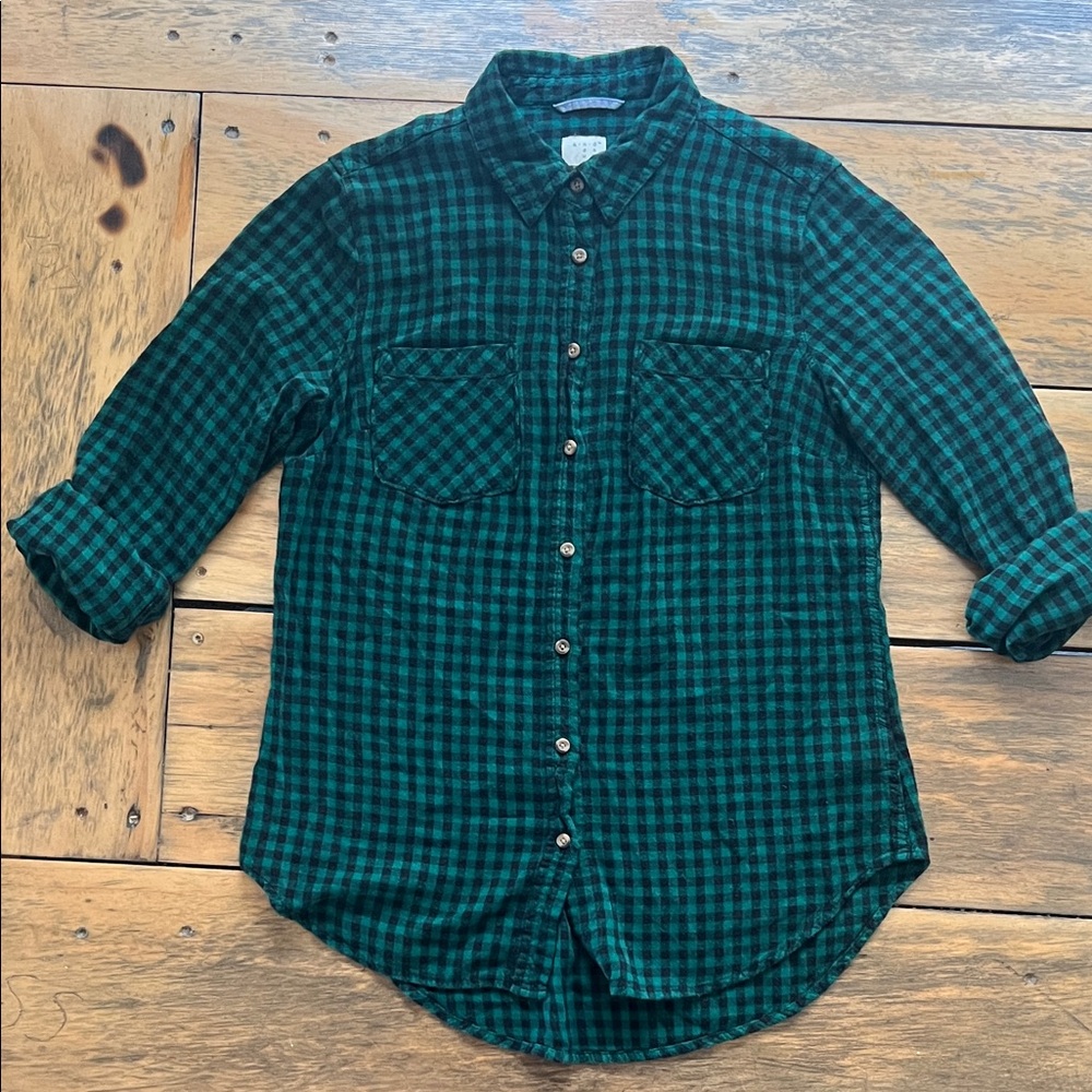 Women's Green Checkered Button Down Shirt